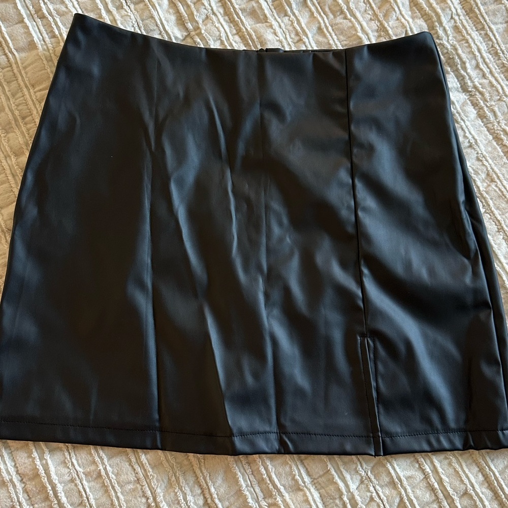 SHEIN faux leather mini skirt